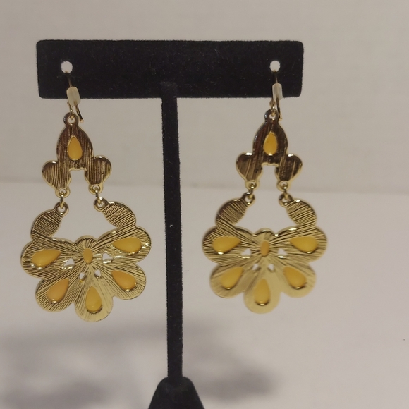 Amber Yellow Colored Chandelier Dangle Earrings Gold Tone Fishhook Style - Picture 4 of 7